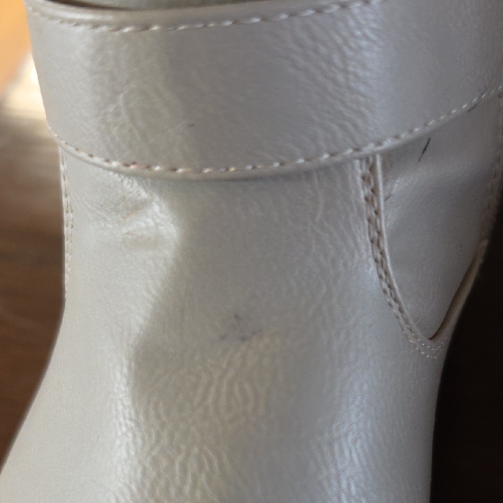 Wanted Cream Over the Knee Boots - Picture 8 of 9